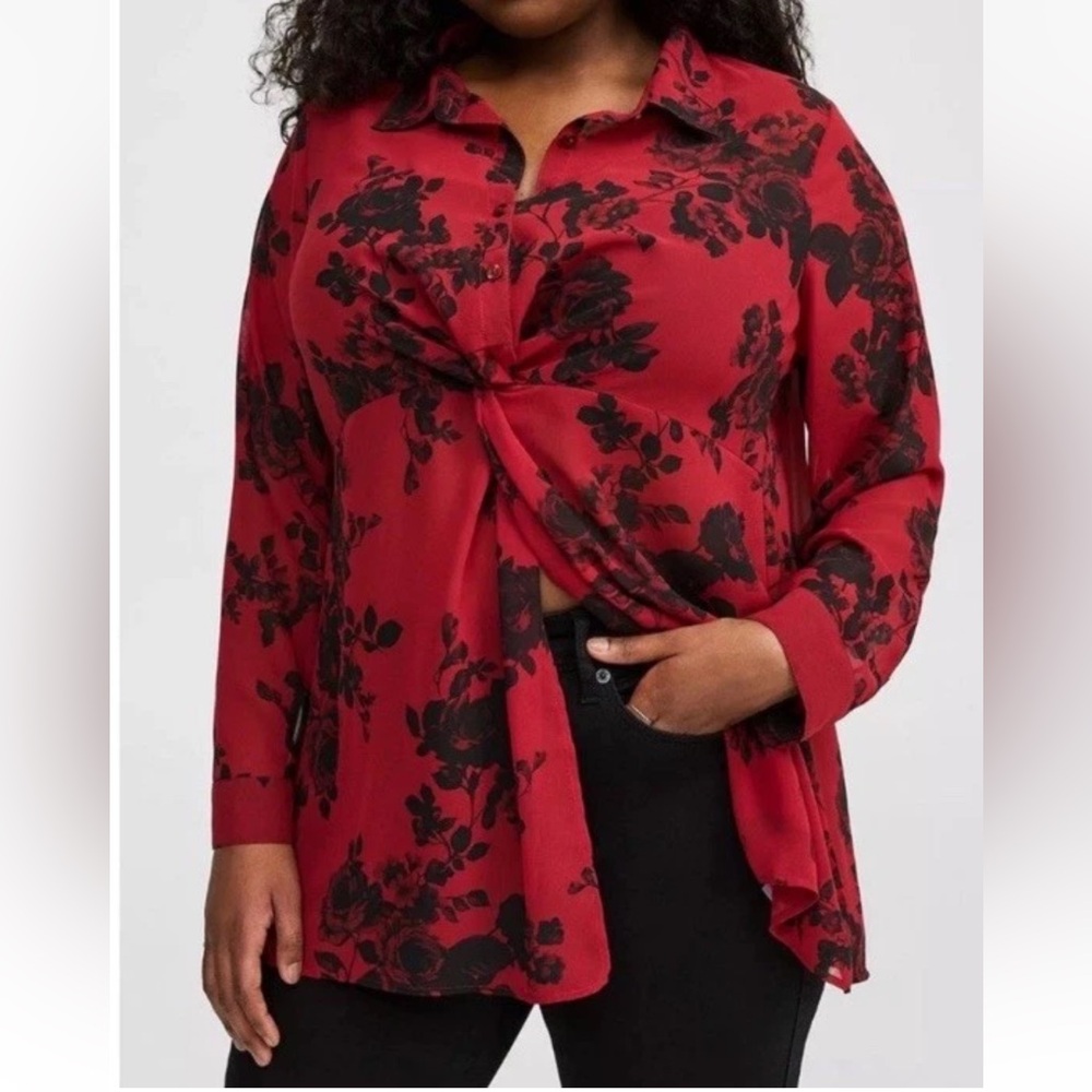 Torrid Chiffon Twist Tunic Top Red Black Floral Size 2X